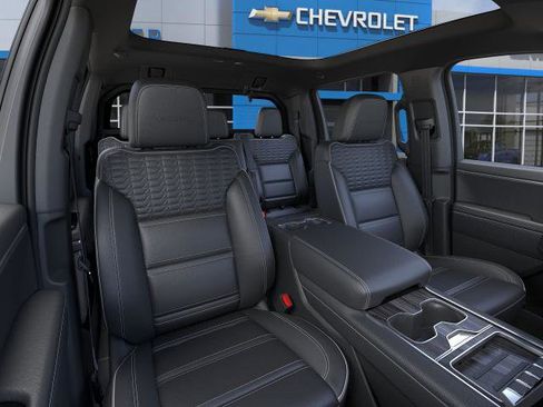 New 2025 GMC Sierra EV Denali image 16