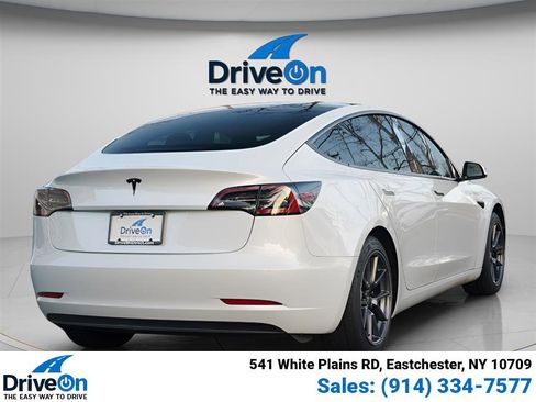 Used 2021 Tesla Model 3 Standard Range Plus image 10
