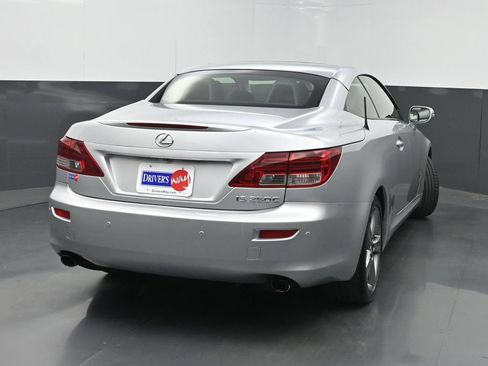 Used 2015 Lexus IS 250C w/ Navigation System Package RWD image 35