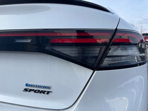 Used 2024 Honda Accord Sport image 9