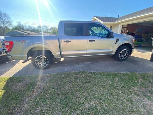 Used 2021 Ford F150 XL w/ STX Appearance Package image 6