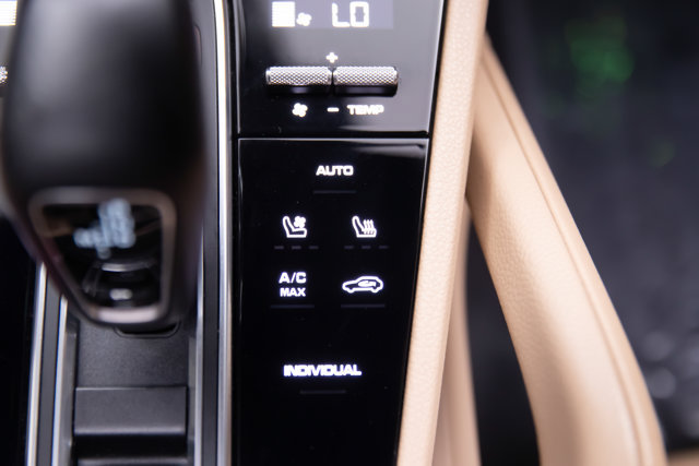 Used 2021 Porsche Cayenne AWD/4WD image 99