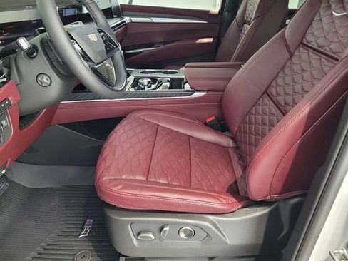 New 2026 Cadillac Escalade ESV Sport image 17