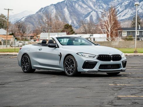 Used 2023 BMW M8 Competition image 4