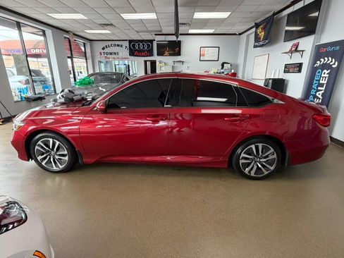 Used 2020 Honda Accord Hybrid image 7