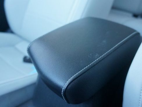 Certified 2021 Volkswagen Tiguan SE w/ Panoramic Sunroof Package image 24