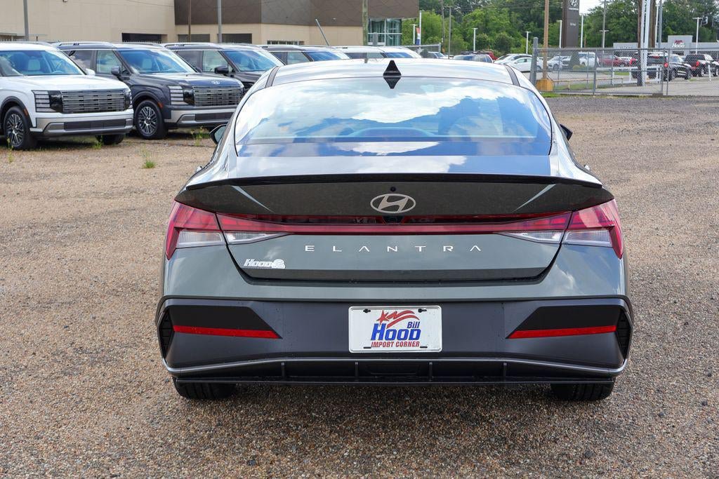 New 2026 Hyundai Elantra SEL Sport Premium FWD image 25