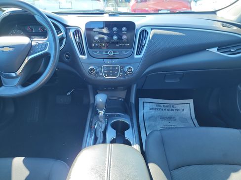 Used 2024 Chevrolet Malibu LT image 15