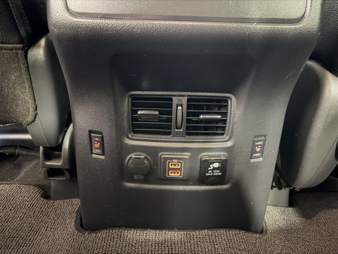 Used 2020 Nissan Titan PRO-4X w/ Pro-4x Convenience Package image 63