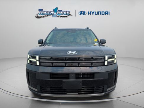 Used 2024 Hyundai Santa Fe Limited FWD image 2
