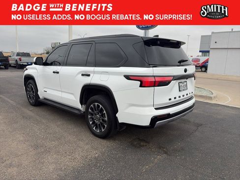 Used 2023 Toyota Sequoia Limited image 6