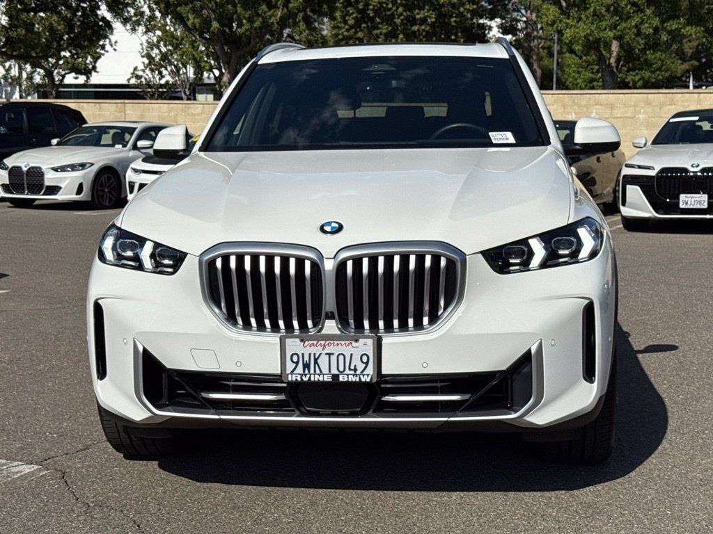 Used 2026 BMW X5 sDrive40i w/ Parking Assistance Package RWD image 3
