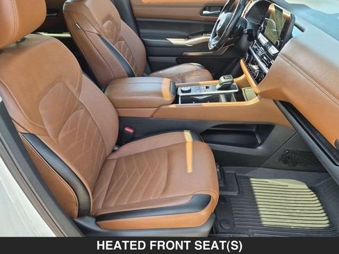 Used 2022 Nissan Pathfinder Platinum AWD/4WD image 35