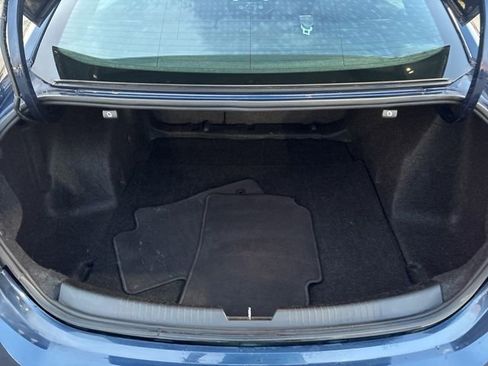 Used 2021 Chevrolet Malibu LT image 29