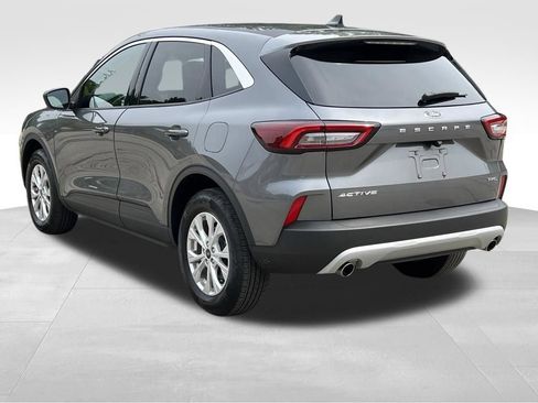 Used 2024 Ford Escape Active AWD/4WD image 9