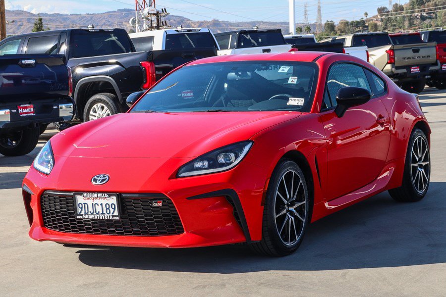 Used 2023 Toyota GR86 w/ ALL Weather Mat Package (TMS) RWD image 3