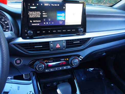 Used 2024 Kia Forte GT-Line image 24