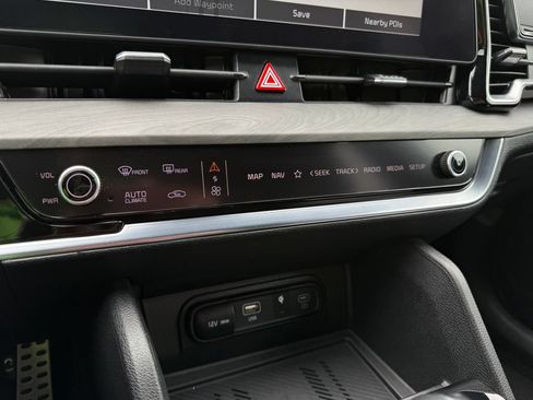 Certified 2024 Kia Sportage X-Pro Prestige AWD/4WD image 30