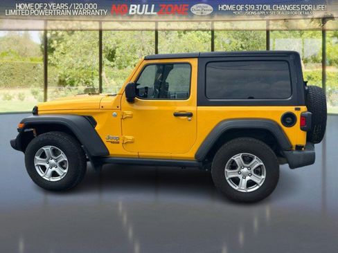 Used 2019 Jeep Wrangler Sport AWD/4WD image 2