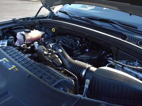 Certified 2025 Jeep Grand Cherokee Limited w/ Luxury Tech Group II image 38