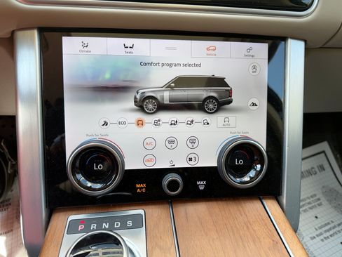 Used 2021 Land Rover Range Rover Westminster Edition AWD/4WD image 17