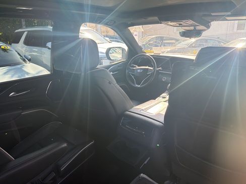 Used 2023 Cadillac Escalade Sport image 21