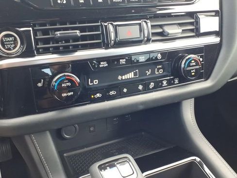 Certified 2023 Nissan Pathfinder SL w/ SL Premium Package AWD/4WD image 26