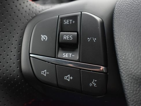 New 2026 Ford Escape ST-Line w/ Cold Weather Package image 18