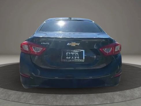 Used 2017 Chevrolet Cruze LS image 6