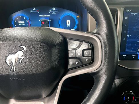 Used 2025 Ford Bronco Outer Banks image 23