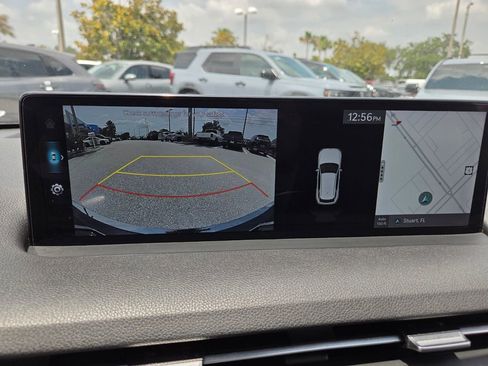 Used 2025 Genesis GV70 2.5T AWD/4WD image 27
