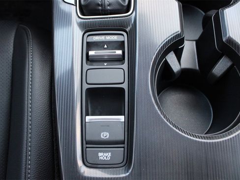 Certified 2025 Honda Civic Sport Touring image 19