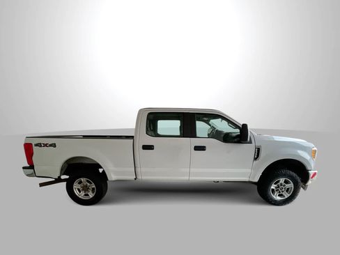 Used 2017 Ford F350 XL AWD/4WD image 9