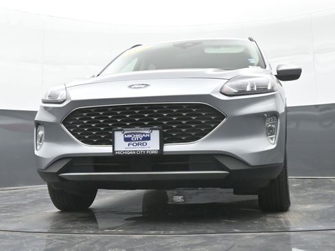 Used 2022 Ford Escape SEL image 39
