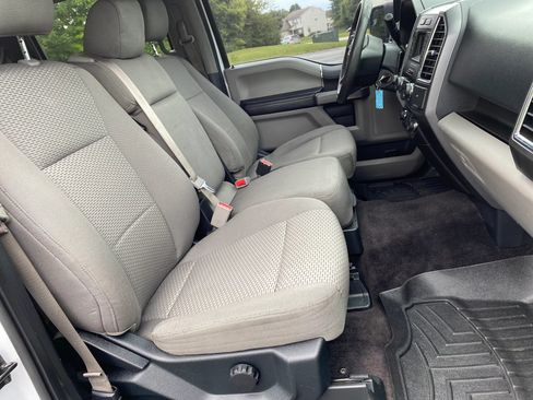 Used 2016 Ford F150 XLT RWD image 9