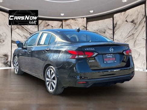 Used 2020 Nissan Versa SR image 4