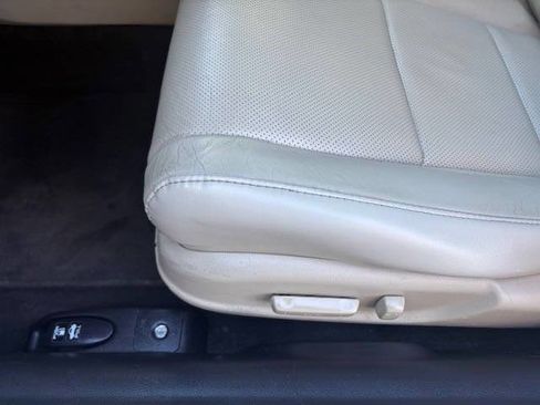 Used 2014 Acura ILX 2.0L w/Premium 4dr Sedan Packa image 13