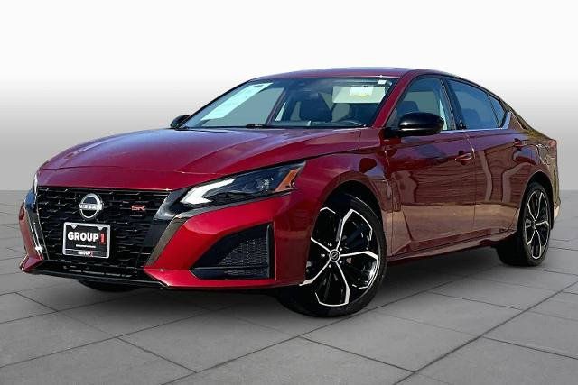 Certified 2025 Nissan Altima 2.5 SR w/ SR Premium Package AWD/4WD image 1