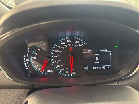 Used 2022 Chevrolet Trax LT w/ Premium Seat Package image 16