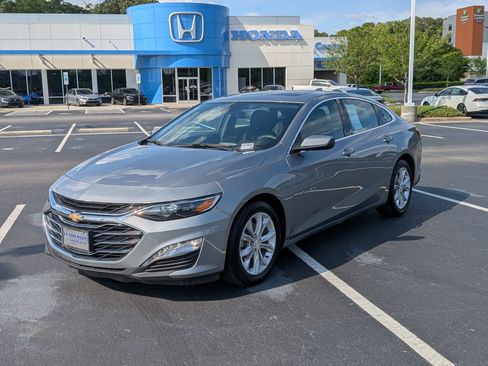 Used 2024 Chevrolet Malibu LT FWD image 7
