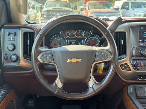 Used 2019 Chevrolet Silverado 2500 High Country w/ Duramax Plus Package image 21