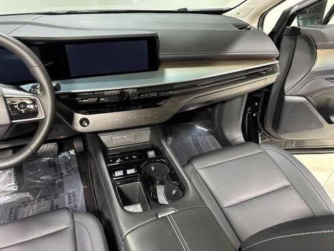 Used 2025 Nissan Murano SL w/ Cargo Package AWD/4WD image 21