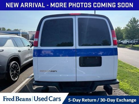 Used 2021 GMC Savana 2500 w/ Driver Convenience Package RWD image 13