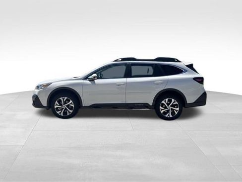 Used 2021 Subaru Outback Limited AWD/4WD image 7