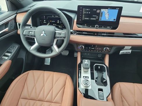 New 2026 Mitsubishi Outlander SEL AWD/4WD image 16