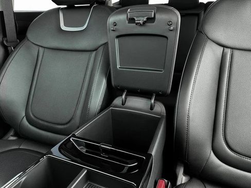New 2026 Hyundai Tucson Limited AWD/4WD image 18
