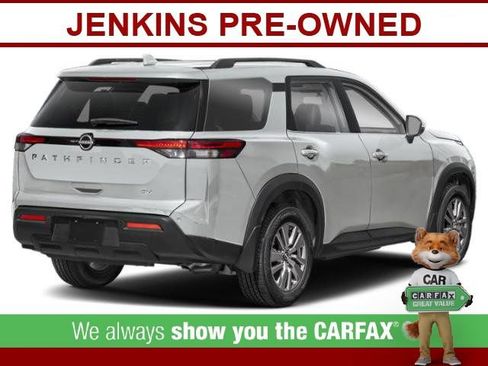 Certified 2024 Nissan Pathfinder SV FWD image 33