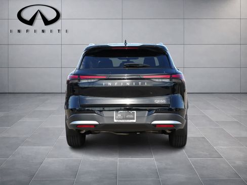 Certified 2026 INFINITI QX60 Luxe w/ Cargo Package FWD image 5