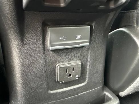 Used 2020 Jeep Wrangler Unlimited Sahara AWD/4WD image 20