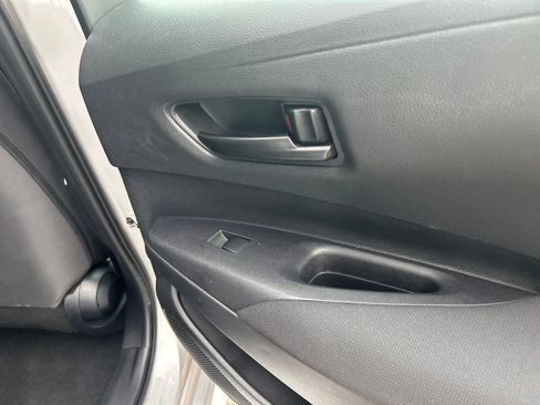 Used 2023 Toyota Corolla LE image 27